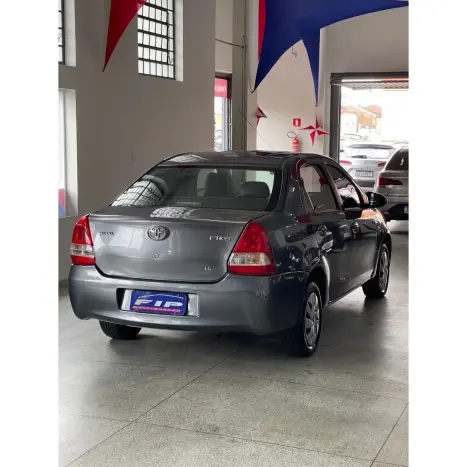 TOYOTA Etios Sedan 1.5 16V 4P FLEX XS, Foto 4
