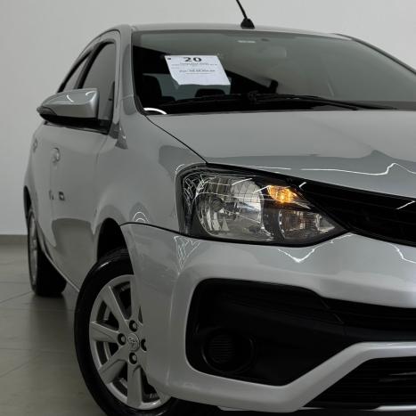 TOYOTA Etios Sedan 1.5 16V 4P FLEX X PLUS AUTOM�TICO, Foto 4