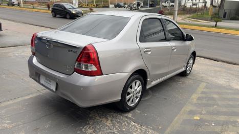 TOYOTA Etios Sedan 1.5 16V 4P FLEX XLS AUTOM�TICO, Foto 3