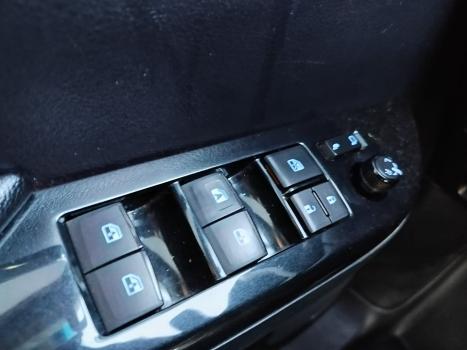 TOYOTA Hilux Caminhonete 2.7 16V 4P SRV FLEX 4X4  CABINE DUPLA AUTOMTICO, Foto 9