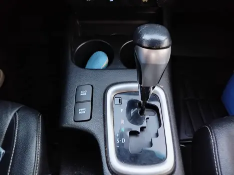 TOYOTA Hilux Caminhonete 2.7 16V 4P SRV FLEX 4X4  CABINE DUPLA AUTOMTICO, Foto 12