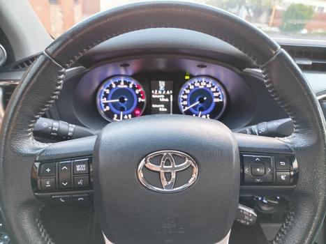 TOYOTA Hilux Caminhonete 2.7 16V 4P SRV FLEX 4X4  CABINE DUPLA AUTOMTICO, Foto 16