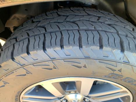 TOYOTA Hilux Caminhonete 2.8 16V SRX 4X4 TURBO DIESEL CABINE DUPLA AUTOMTICO, Foto 6