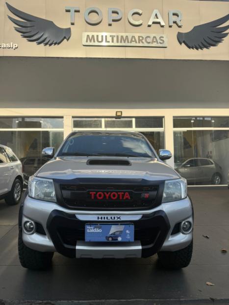 TOYOTA Hilux Caminhonete 3.0 4P 4X4 SRV TURBO DIESEL CABINE DUPLA AUTOMTICO, Foto 2
