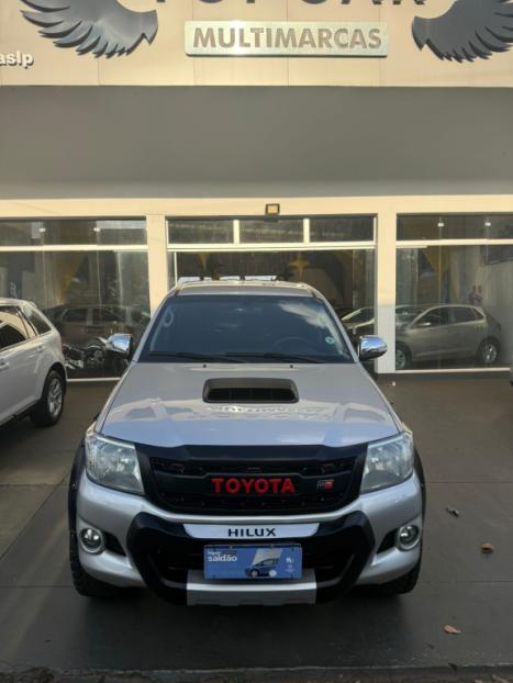 TOYOTA Hilux Caminhonete 3.0 4P 4X4 SRV TURBO DIESEL CABINE DUPLA AUTOMTICO, Foto 3
