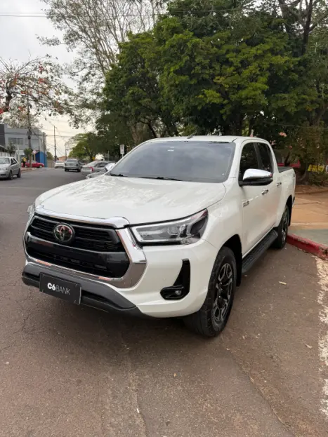 TOYOTA Hilux Caminhonete 2.8 16V SRX 4X4 TURBO DIESEL CABINE DUPLA AUTOMTICO, Foto 1