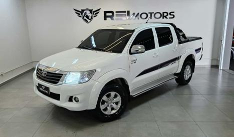TOYOTA Hilux Caminhonete 2.7 16V 4P SRV FLEX CABINE DUPLA AUTOMTICO, Foto 1