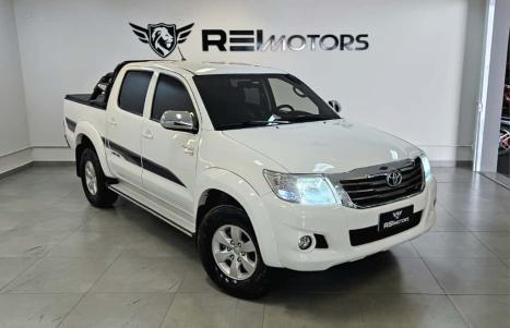 TOYOTA Hilux Caminhonete 2.7 16V 4P SRV FLEX CABINE DUPLA AUTOMTICO, Foto 2