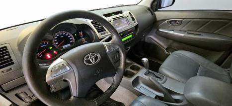 TOYOTA Hilux Caminhonete 2.7 16V 4P SRV FLEX CABINE DUPLA AUTOMTICO, Foto 11