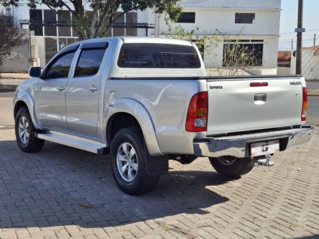 TOYOTA Hilux Caminhonete 2.7 16V 4P SR CABINE DUPLA AUTOMTICO, Foto 4