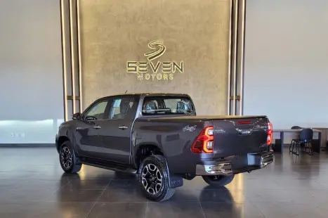 TOYOTA Hilux Caminhonete 2.8 16V 4P SRX DIESEL CABINE DUPLA, Foto 6