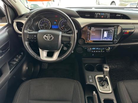 TOYOTA Hilux Caminhonete 2.7 16V 4P SR CABINE DUPLA AUTOMTICO, Foto 8