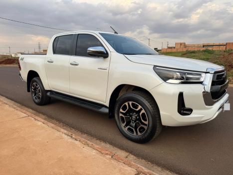 TOYOTA Hilux Caminhonete 2.8 16V SRX 4X4 TURBO DIESEL CABINE DUPLA AUTOMTICO, Foto 2