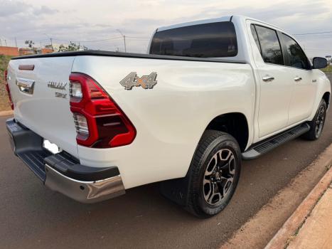 TOYOTA Hilux Caminhonete 2.8 16V SRX 4X4 TURBO DIESEL CABINE DUPLA AUTOMTICO, Foto 5