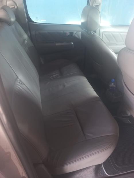 TOYOTA Hilux Caminhonete 3.0 16V 4P 4X4 SRV TURBO DIESEL CABINE DUPLA AUTOMTICO, Foto 6