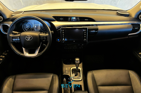 TOYOTA Hilux Caminhonete 2.8 16V SRX 4X4 DIESEL CABINE DUPLA AUTOMTICO, Foto 10
