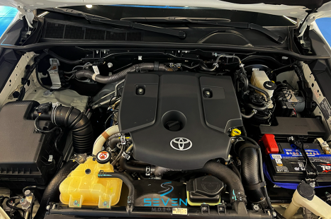 TOYOTA Hilux Caminhonete 2.8 16V SRX 4X4 DIESEL CABINE DUPLA AUTOMTICO, Foto 18
