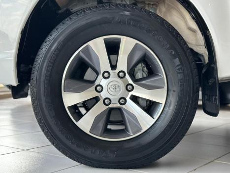 TOYOTA Hilux Caminhonete 2.7 16V 4P SR CABINE DUPLA AUTOMTICO, Foto 12
