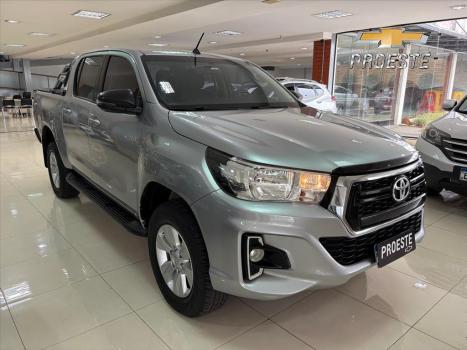 TOYOTA Hilux Caminhonete 2.8 16V 4P SR 4X4 DIESEL CABINE DUPLA AUTOMTICO, Foto 3