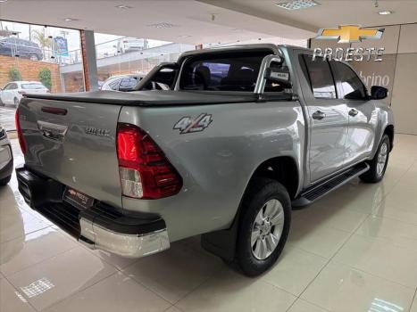 TOYOTA Hilux Caminhonete 2.8 16V 4P SR 4X4 DIESEL CABINE DUPLA AUTOMTICO, Foto 9