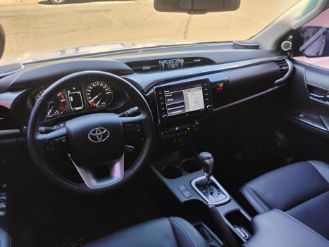 TOYOTA Hilux Caminhonete 2.8 16V SRX 4X4 TURBO DIESEL CABINE DUPLA AUTOMTICO, Foto 12
