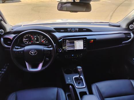 TOYOTA Hilux Caminhonete 2.8 16V SRX 4X4 TURBO DIESEL CABINE DUPLA AUTOMTICO, Foto 13