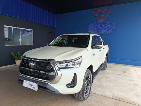 TOYOTA Hilux Caminhonete 2.8 16V SRX 4X4 TURBO DIESEL CABINE DUPLA AUTOMÁTICO, Foto 3