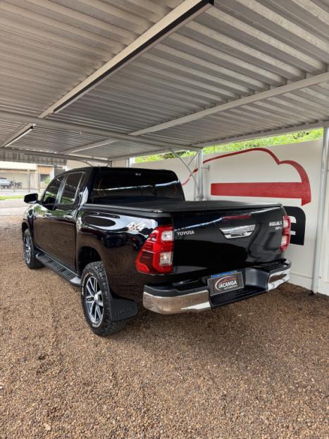 TOYOTA Hilux Caminhonete 3.0 16V 4P 4X4 SRV TURBO DIESEL CABINE DUPLA AUTOMÁTICO, Foto 5 TOYOTA Hilux Caminhonete 3.0 16V 4P 4X4 SRV TURBO DIESEL CABINE DUPLA AUTOMÁTICO, Foto 5