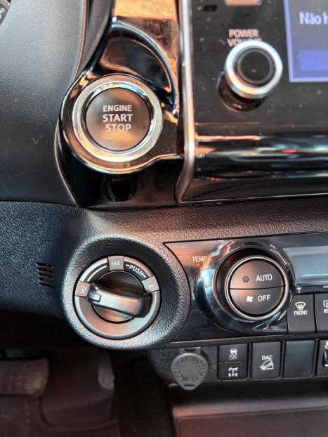 TOYOTA Hilux Caminhonete 2.8 16V SRX 4X4 DIESEL CABINE DUPLA AUTOMTICO, Foto 11