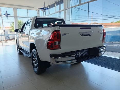 TOYOTA Hilux Caminhonete 2.8 16V SRV 4X4 DIESEL CABINE DUPLA AUTOMTICO, Foto 3