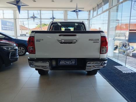 TOYOTA Hilux Caminhonete 2.8 16V SRV 4X4 DIESEL CABINE DUPLA AUTOMTICO, Foto 4
