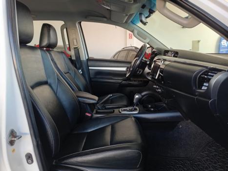 TOYOTA Hilux Caminhonete 2.8 16V SRV 4X4 DIESEL CABINE DUPLA AUTOMTICO, Foto 6