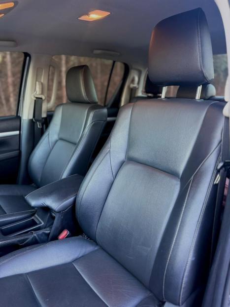 TOYOTA Hilux Caminhonete 2.8 16V SRV 4X4 DIESEL CABINE DUPLA AUTOMTICO, Foto 12