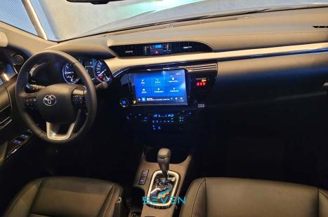 TOYOTA Hilux Caminhonete 2.8 16V SRV 4X4 DIESEL CABINE DUPLA AUTOMTICO, Foto 11