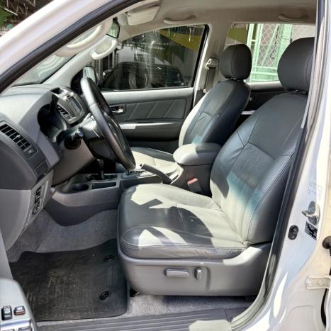 TOYOTA Hilux Caminhonete 2.7 16V 4P SRV FLEX 4X4  CABINE DUPLA AUTOMTICO, Foto 11