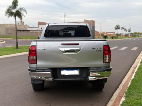 TOYOTA Hilux Caminhonete 2.8 16V SRV 4X4 DIESEL CABINE DUPLA AUTOMTICO, Foto 7