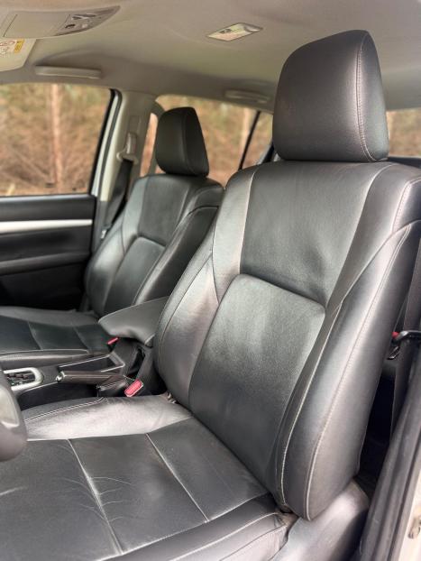 TOYOTA Hilux Caminhonete 2.8 16V SRV 4X4 DIESEL CABINE DUPLA AUTOMTICO, Foto 13