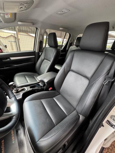 TOYOTA Hilux Caminhonete 3.0 16V 4P 4X4 SRV TURBO DIESEL, Foto 9