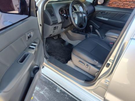 TOYOTA Hilux Caminhonete 3.0 4P 4X4 SRV TURBO DIESEL CABINE DUPLA AUTOMTICO, Foto 10