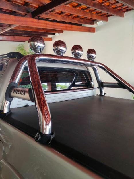 TOYOTA Hilux Caminhonete 2.7 16V 4P SR CABINE DUPLA, Foto 5