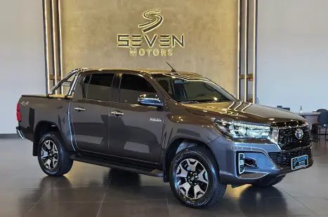 TOYOTA Hilux Caminhonete 2.8 16V SRX 50 ANOS 4X4 TURBO DIESEL CABINE DUPLA AUTOMTICO, Foto 7