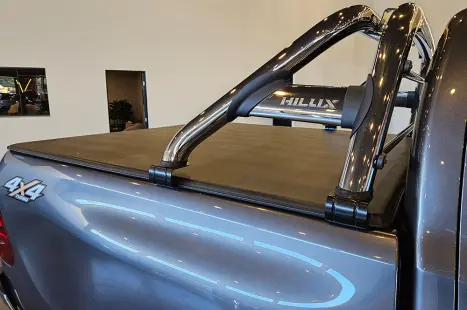 TOYOTA Hilux Caminhonete 2.8 16V SRX 50 ANOS 4X4 TURBO DIESEL CABINE DUPLA AUTOMTICO, Foto 11