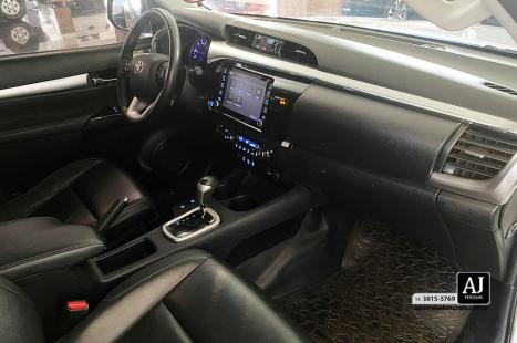 TOYOTA Hilux Caminhonete 2.8 16V SRV 4X4 DIESEL CABINE DUPLA AUTOMTICO, Foto 12