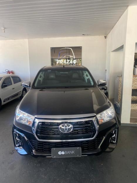 TOYOTA Hilux Caminhonete 2.8 16V SRV 4X4 DIESEL CABINE DUPLA AUTOM�TICO, Foto 4