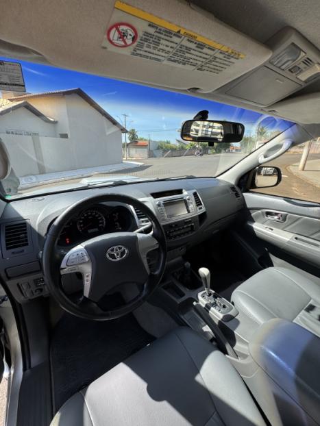 TOYOTA Hilux Caminhonete 3.0 16V 4P 4X4 SRV TURBO DIESEL, Foto 7