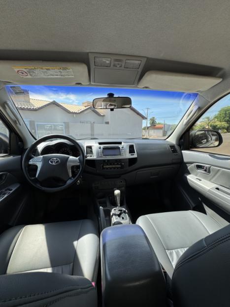 TOYOTA Hilux Caminhonete 3.0 16V 4P 4X4 SRV TURBO DIESEL, Foto 8