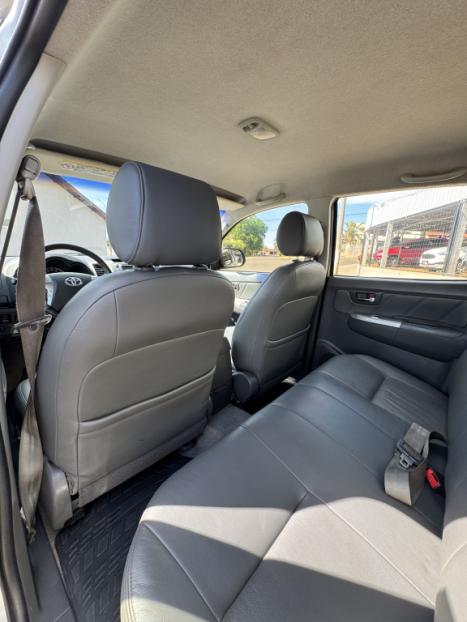 TOYOTA Hilux Caminhonete 3.0 16V 4P 4X4 SRV TURBO DIESEL, Foto 11