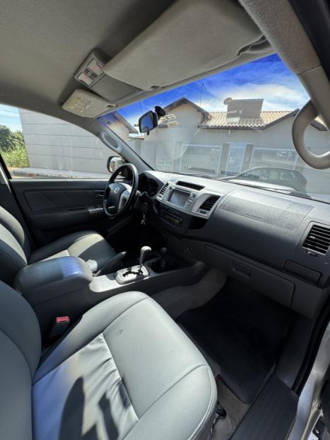 TOYOTA Hilux Caminhonete 3.0 16V 4P 4X4 SRV TURBO DIESEL, Foto 14