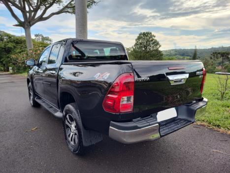 TOYOTA Hilux Caminhonete 2.8 16V SRV 4X4 DIESEL CABINE DUPLA AUTOM�TICO, Foto 9