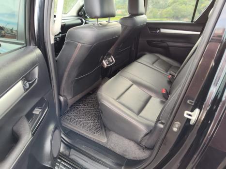 TOYOTA Hilux Caminhonete 2.8 16V SRV 4X4 DIESEL CABINE DUPLA AUTOM�TICO, Foto 14